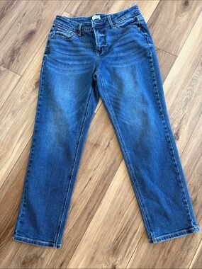 Time and Tru Denim Jeans in Medium Blue